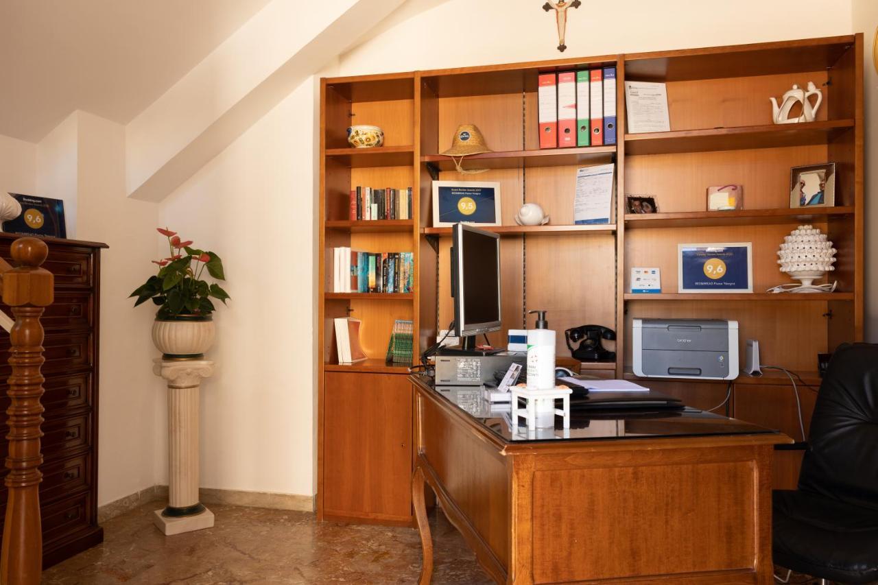 Bed and Breakfast Bed&Bread Piazza 'Nzegna Carovigno Exterior foto